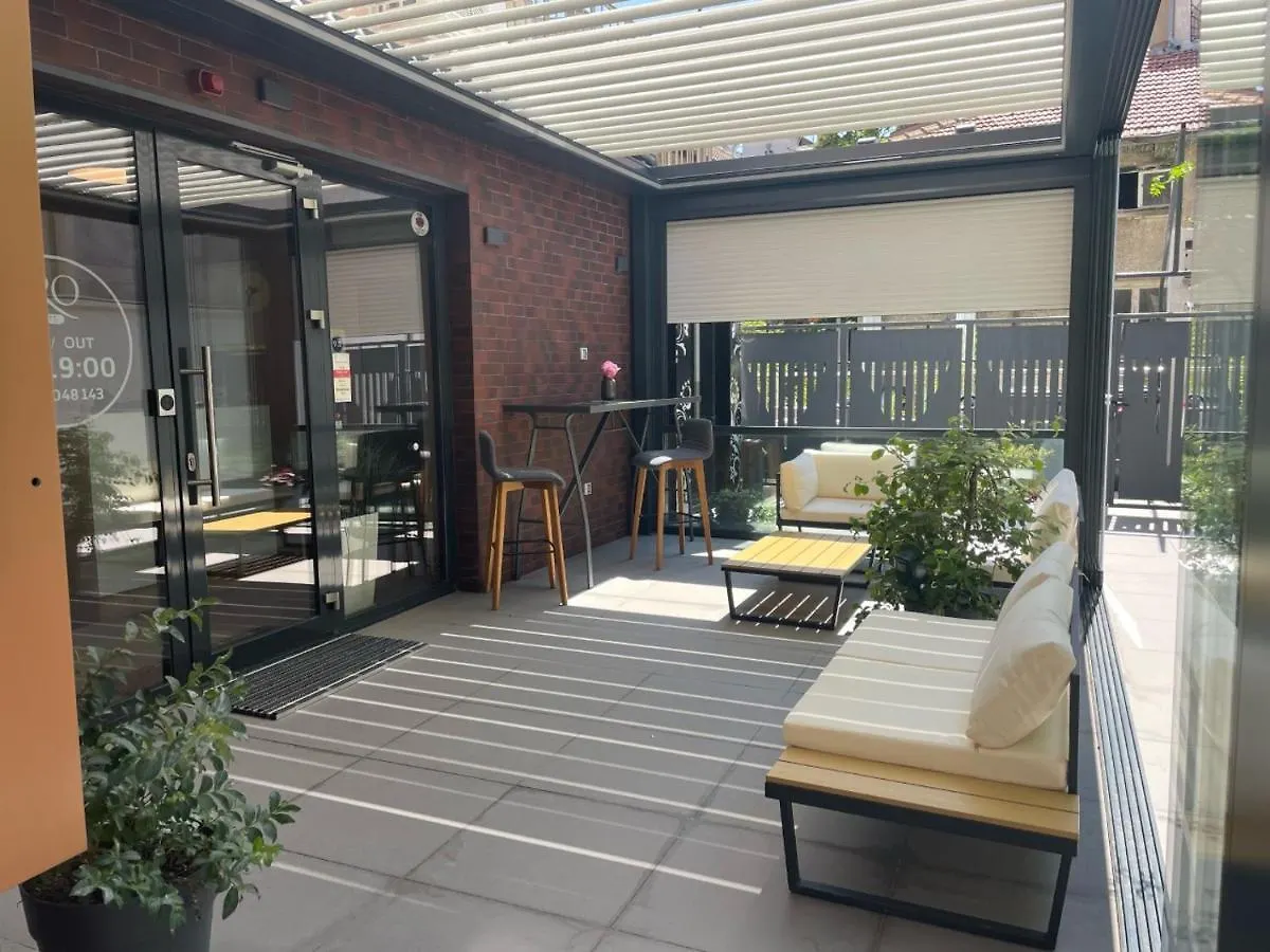 Caro Apartments & Rooms فارنا 3*,